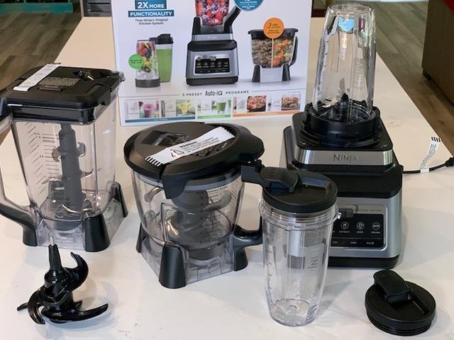 Ninja Kitchen System im Vergleich mit anderen Mixern und Zerkleinerern